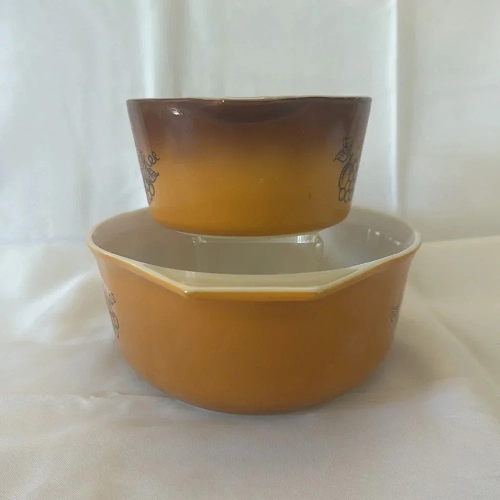 Vintage Pyrex OLD ORCHARD Ovenware Casserole Dishes 045 2.5 QT 473 1 QT - Picture 4 of 10